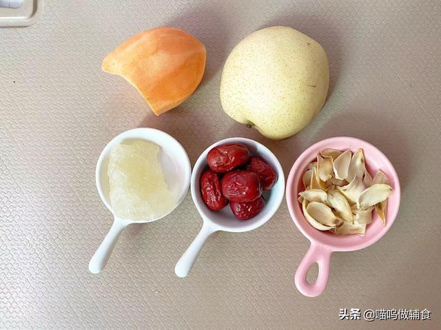 百合红枣汤的功效，红枣莲子百合汤的功效（分享一道冬季补水小甜汤）