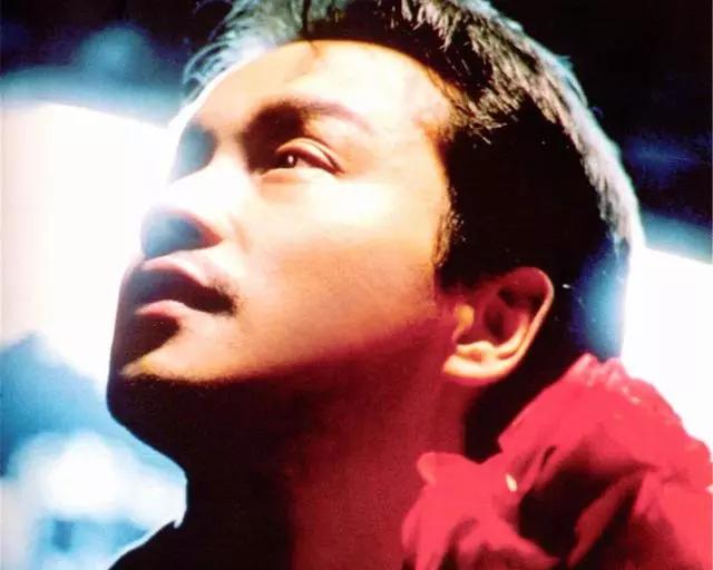 张国荣头像高清，冷澈黑白//风华绝代张国荣（微信头像——你们强烈推荐寻找的哥哥）