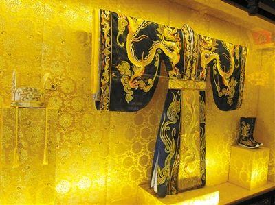 龙袍的由来是什么，龙袍的由来是什么意思（古代皇帝为何穿龙袍）