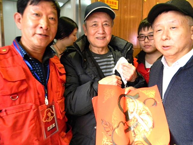 少年雷锋的演员，他57年前在电影《雷锋》中演雷锋一夜成名