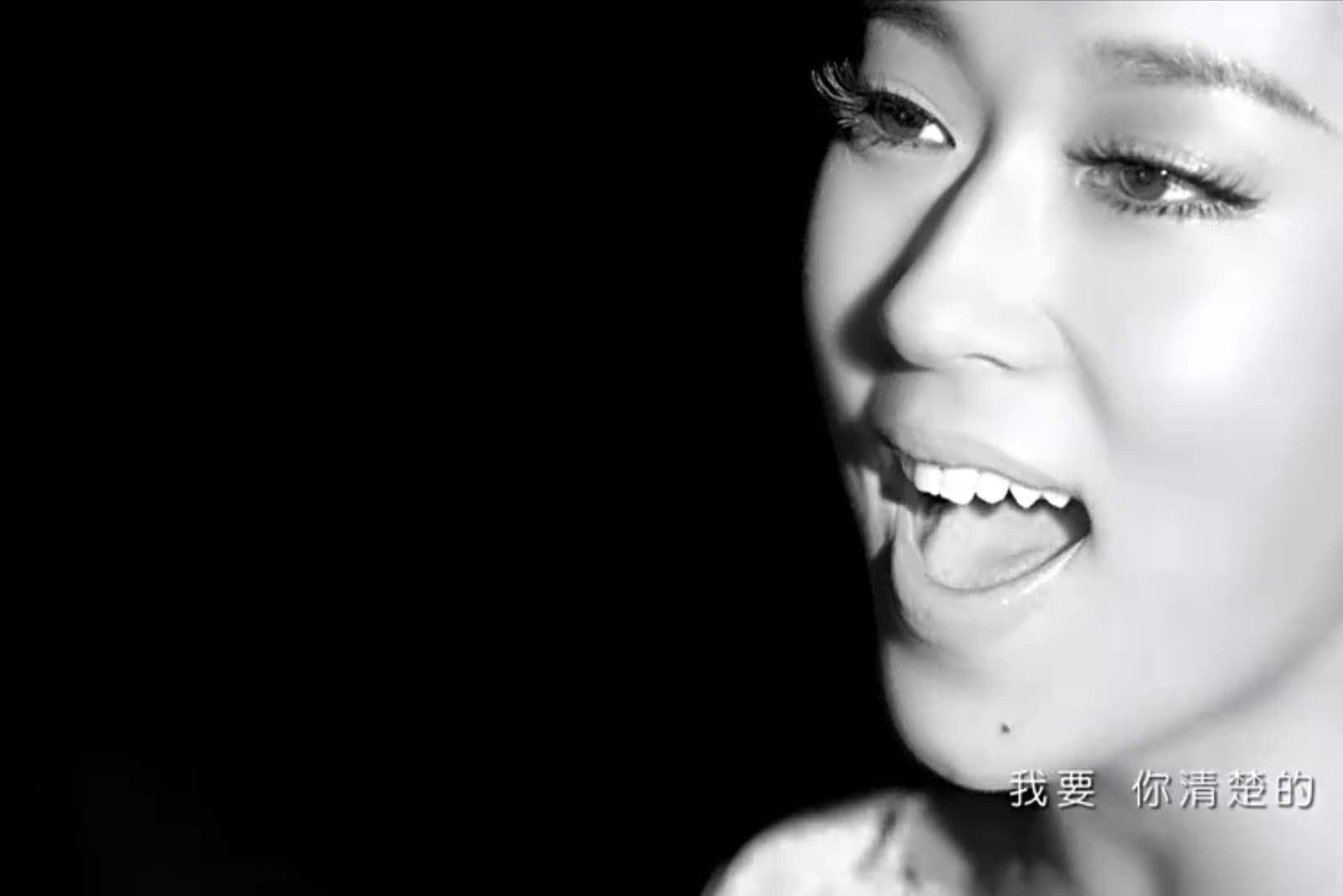 相信自己歌词，励志好唱又能带动气氛的歌（相信未来义演提醒你《相信自己》）