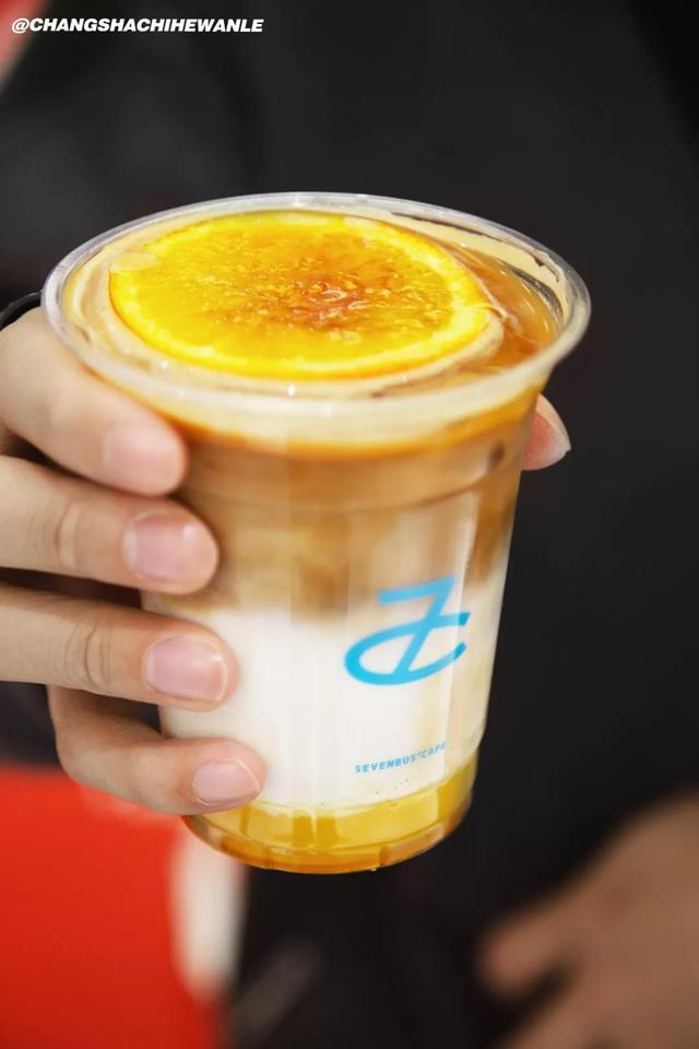 sevenbus奶茶店，seven7香港店（SEVENBUS空降国金街）