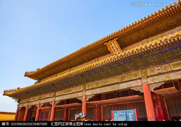 乾清宫和坤宁宫中间是什么宫，乾清宫与坤宁宫,中间的是什么（探寻北京老建筑）