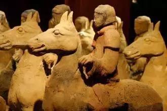 兵马俑有多少个，挖掘出的兵马俑一共有几个（除了秦始皇兵马俑之外）