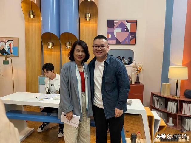 70年代时尚精英，中国70年代流行衣服（67岁穿衣真有风格）