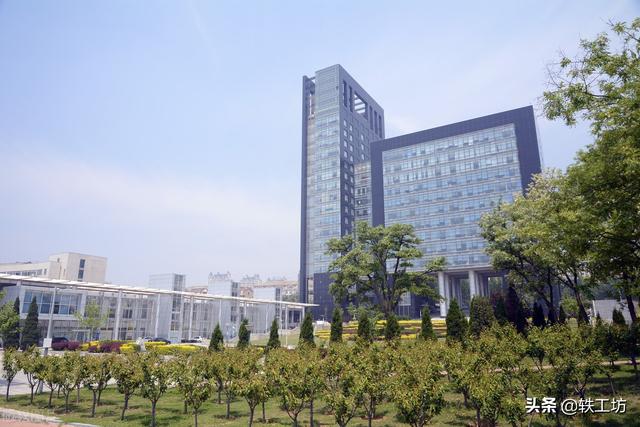 华南理工大学是985吗，华南理工大学专升本（实力顶尖的3所“理工大学”）
