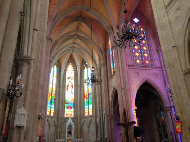 圣心大教堂能进去吗，圣心大教堂周一开放不（庄严神圣的石室圣心大教堂）