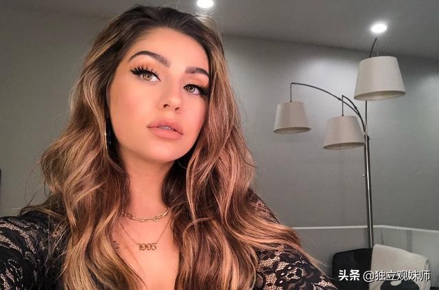 雀斑少女网名，雀斑少女微信昵称（她是美国网红、歌手和美妆达人）