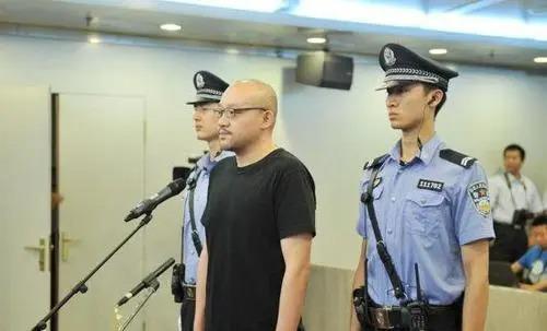 到不了 李代沫，到不了李代沫歌词（“光头小生”李代沫的“堕落史”）