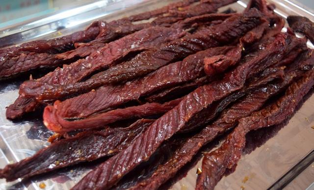 风干牛肉的做法，风干牛肉怎么做好吃（教你风干牛肉的技术配方）