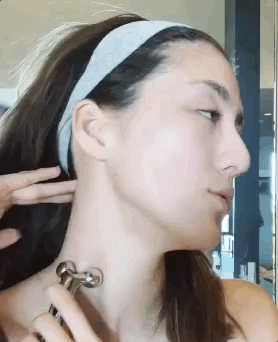 如何正确使用美容棒，美容棒配合什么使用（原来女明星是靠这13种方法去水肿）