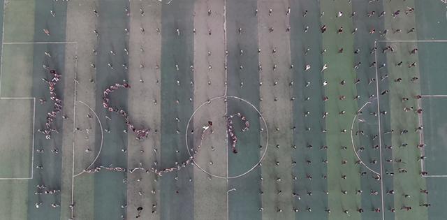 军训被子怎么叠，教你如何叠军被（军训的n种打开方式）