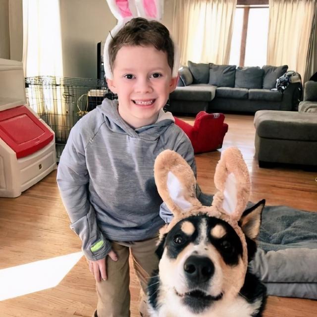 带铭字的男孩名字，铭的最佳配字男孩名虎宝宝（带金字男孩大气的名字口口相传-可爱点）