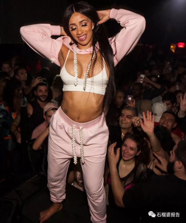 贫民窟女孩爆梗，贫民窟女生（贫民窟女孩一夜爆红）