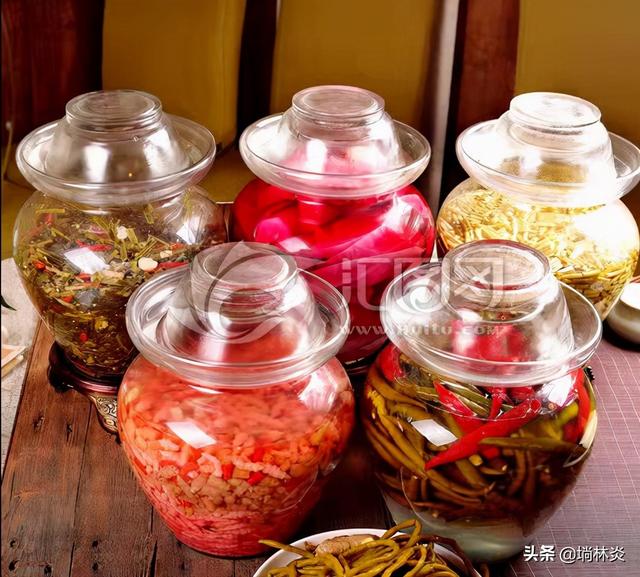 家常腌制大白菜的方法，如何腌制大白菜（一做就会的腌白菜方法）