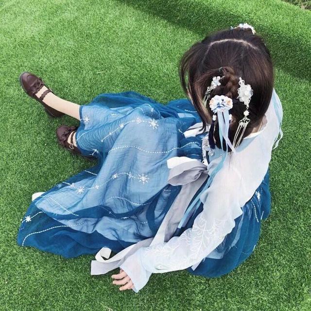 女生下半身头像，小姐姐下半身系列头像微信（女生部位头像，汉服小姐姐头像）