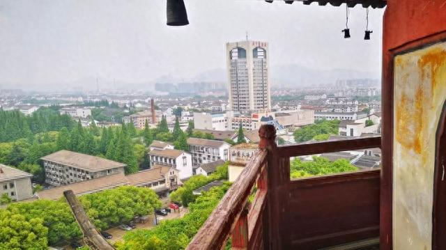 塔山公园，登塔览绍兴。