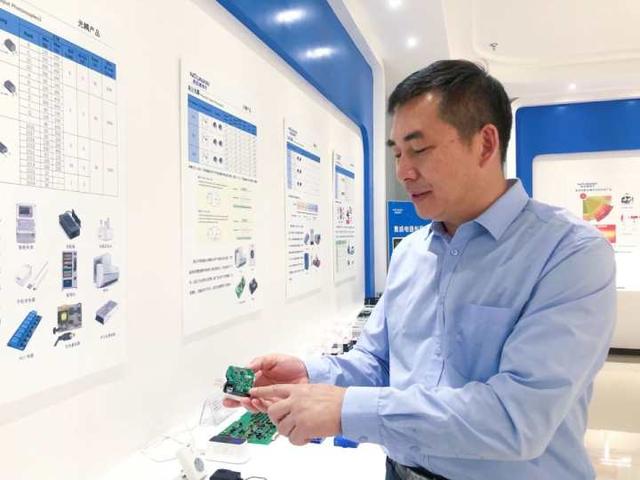 浙江慈溪小家电，慈溪家电公司（慈溪家电外贸企业面临违约风险）