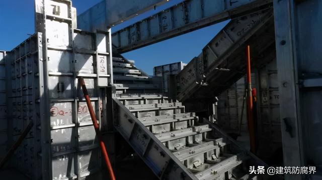 建筑工程新材料有哪些，建筑工程新型材料有哪些（有哪些在被成功使用的新材料）