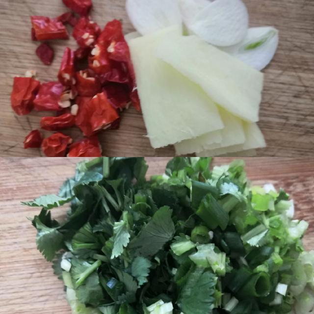 特色川菜重庆酸菜荤豆花的做法，特色川菜重庆酸菜荤豆花的做法大全（四川街头的平民美食荤豆花）