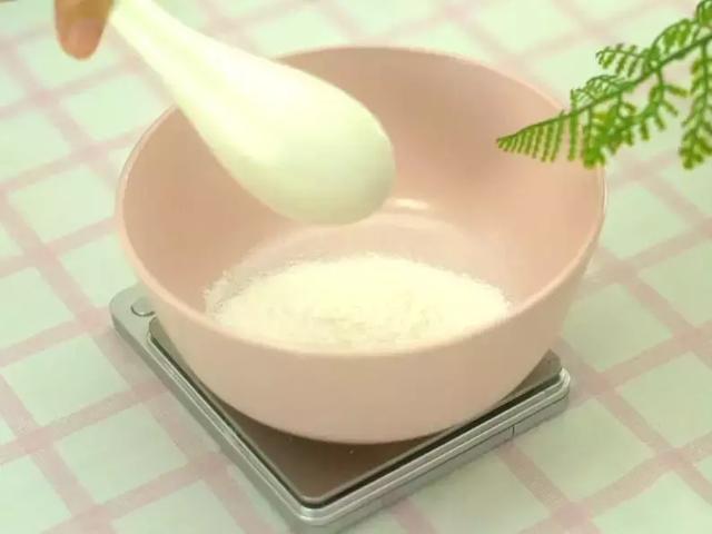 藕粉怎么吃最好吃，藕粉应该怎么吃（藕粉别再冲水喝了）