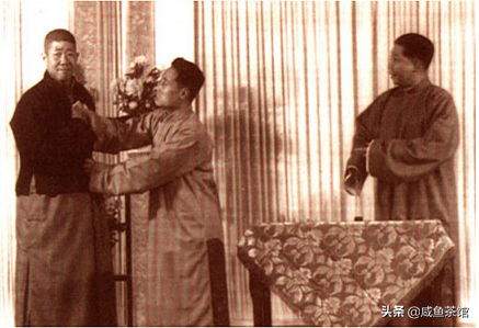 扒马褂是什么意思，相声扒马褂什么意思（《扒马褂》三个角色中）