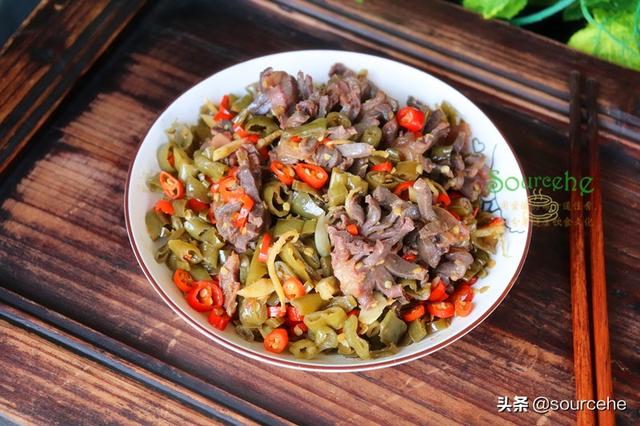 鸭肾怎么炒好吃，家常炒鸭肾做法步骤（鸭肾加泡椒炒）