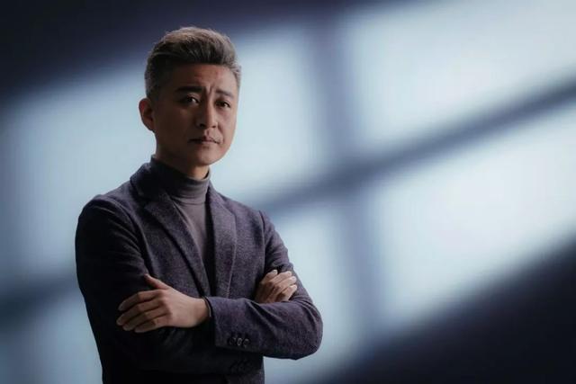 相声演员周炜说了什么话引争议，周炜46岁再惹争议