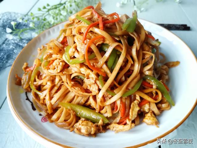 挂面怎么做好吃，挂面怎么煮简单又好吃什么都不放（教你这个做法）