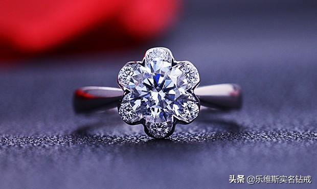 婚戒哪个牌子好，2019十大求婚钻戒品牌排行榜（哪个品牌的婚戒比较好）
