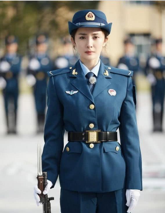 腰围62cm算小蛮腰吗，女生腰围62cm什么概念（没有一个女明星的腰围）