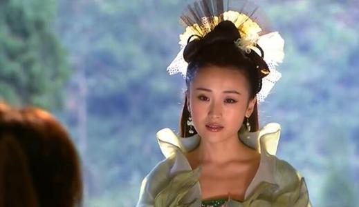 含风的诗句，含月的诗句和情感（描写薄衣轻纱的5首古诗）