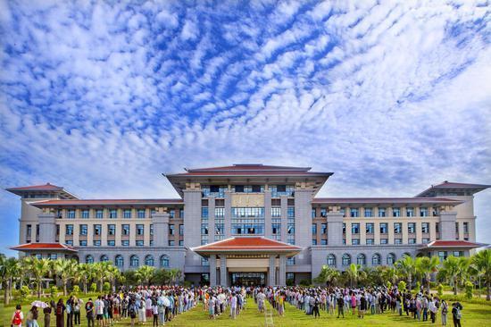 中国第一所师范学校（排名不高）