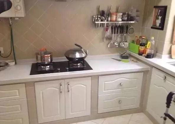 云石胶对人体有害吗，云石胶致癌吗（关于橱柜材料的那些事儿<一>）