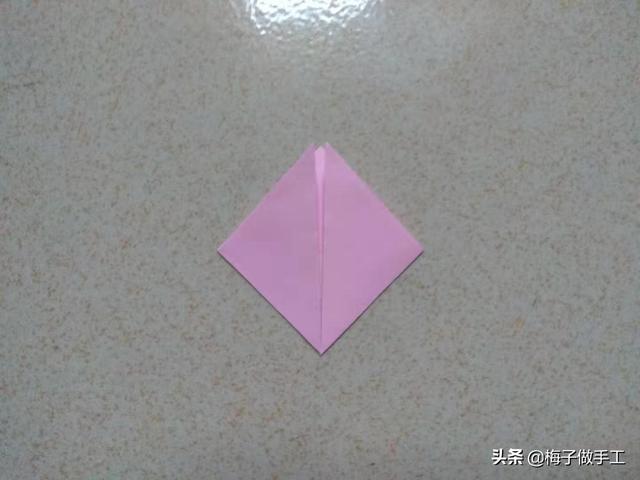 古代纸鞋子的折法，古代纸鞋子的折法视频（漂亮的平底女鞋子怎么折）