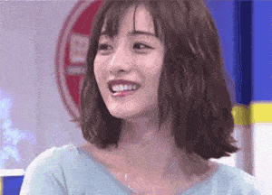 哪款卷发适合厚头发，适合头发厚的卷发（今秋爆火的“棉花糖卷发”）