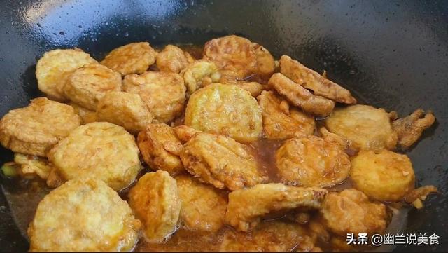 红烧茄子怎么做好吃，红烧茄子怎么做好吃又简单 视频教程（红烧茄子百吃不厌的做法）