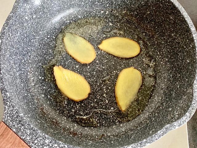 鳊鱼的做法 如何做鳊鱼，鳊鱼的做法（鳊鱼这么做）