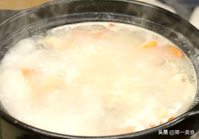 怎样炖羊排炖出来又嫩又好吃，回族大厨教你清炖羊排