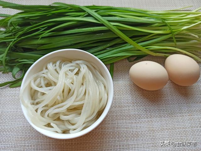 各种烙饼的做法，各种烙饼的做法大全（“末伏烙饼摊鸡蛋”）