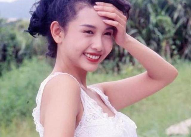 从懵懂少女到千古罪人，重温邱淑贞被低估的电影《慈禧秘密生活》