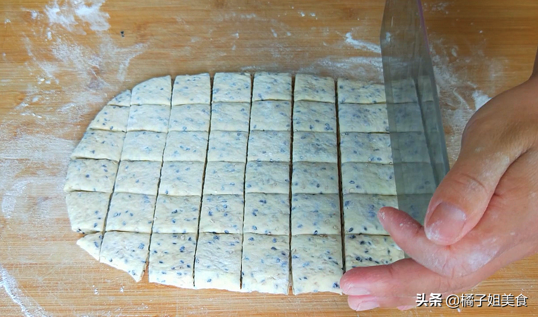 圖片[4]-北方人的新寵 比油條更香的面食小吃做法 大人小孩都愛-起舞食譜網(wǎng)