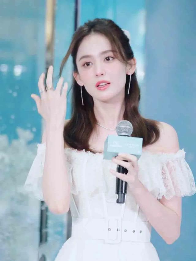 穿裙子是不是一定要穿安全裤,穿裙子要不要穿安全裤(裙子里面别穿“安全裤”了) 穿裙子是不是一定要穿安全裤,穿裙子要不要穿安全裤(裙子里面别穿“安全裤”了)