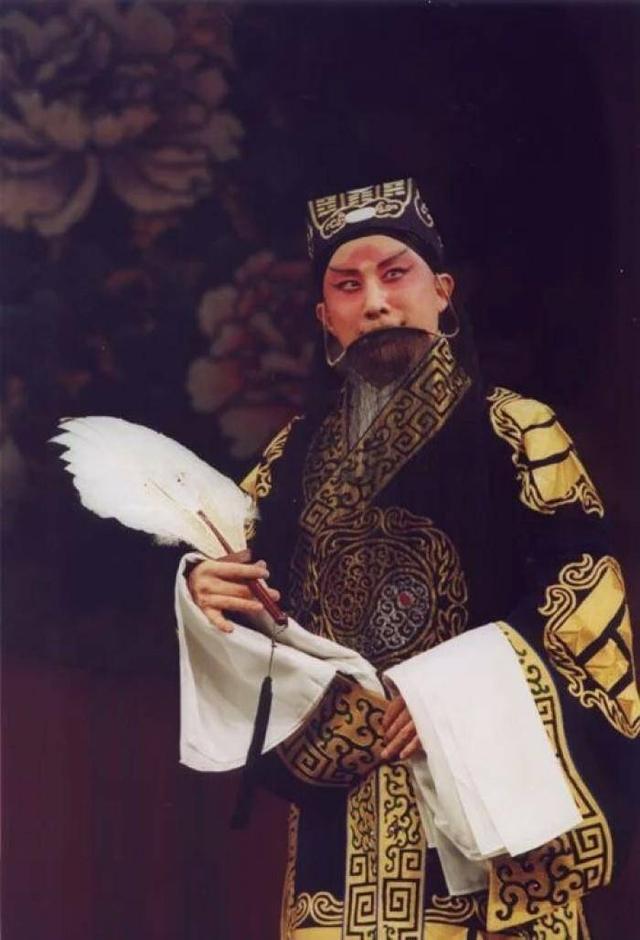 京剧中有哪些角色，京剧中有哪些角色分别是当演什么（看京剧前的必做功课）