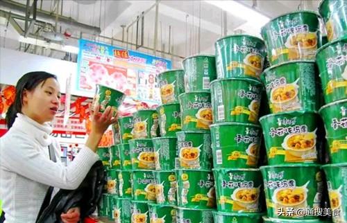 香菇炖鸡，都不吃香菇炖鸡面（香菇炖鸡汤最好的搭配食材）