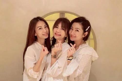 she组合三人的真名,田馥甄个人资料(任家萱发博为ella庆生) she组合三人的真名,田馥甄个人资料(任家萱发博为ella庆生)