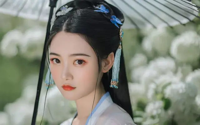 星河滚烫你是人间理想什么意思，星河滚烫你是人间理想是什么意思（星河滚烫，你是人间理想）