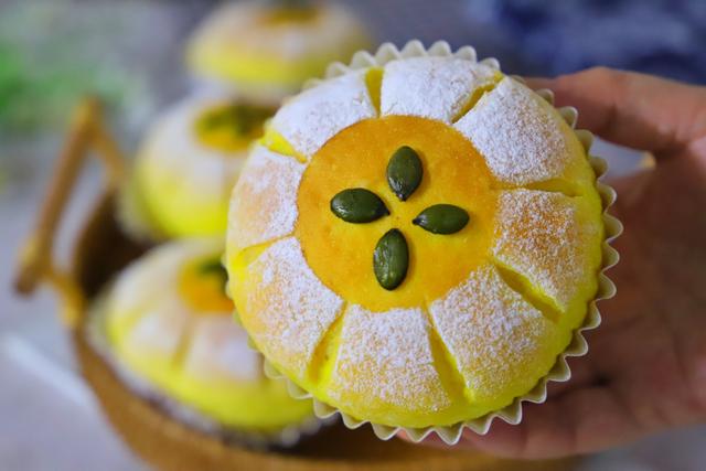 学做面包制作配方，做面包的方法和步骤（在家做面包就这么简单）