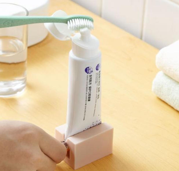 美白牙齿的六个小方法，美白牙齿的六个小方法是什么（6个“低”成本牙齿美白方法）