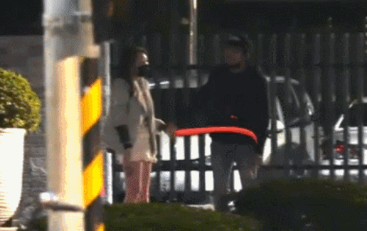 新年第一瓜：贺军翔婚内出轨跟辣妹拥吻！娶了初恋的男人不靠谱？